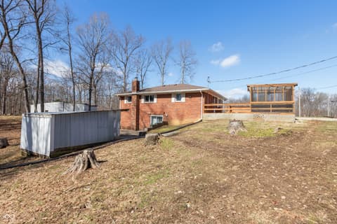 Photo of 3715 W County Road 130 S, North Vernon, IN