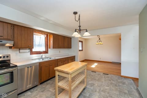 Photo of 3715 W County Road 130 S, North Vernon, IN