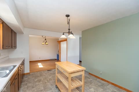 Photo of 3715 W County Road 130 S, North Vernon, IN