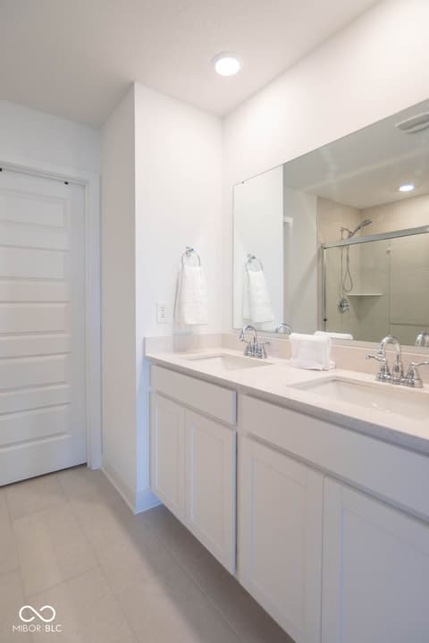 Bathroom at 1516 Ironwood Road, Greenfield, IN