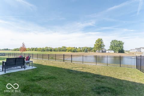 Yard at 1516 Ironwood Road, Greenfield, IN