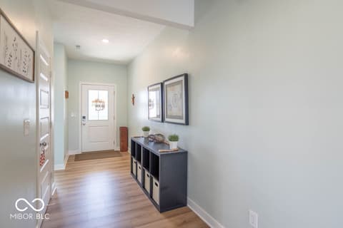 Foyer at 1516 Ironwood Road, Greenfield, IN