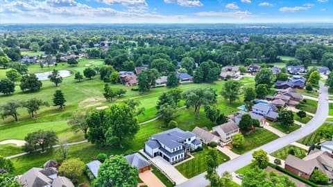 Photo of 3081 Golfview Drive, Greenwood, IN