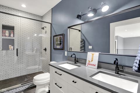 Photo of 3081 Golfview Drive, Greenwood, IN