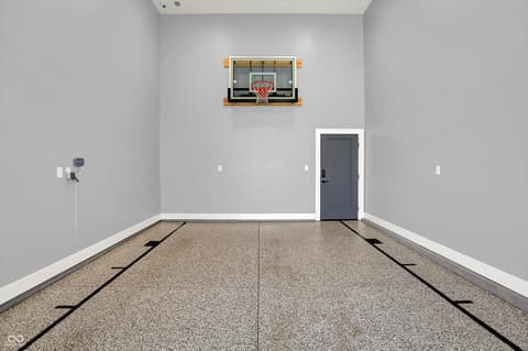 Photo of 3081 Golfview Drive, Greenwood, IN