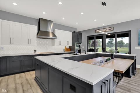 Photo of 3081 Golfview Drive, Greenwood, IN