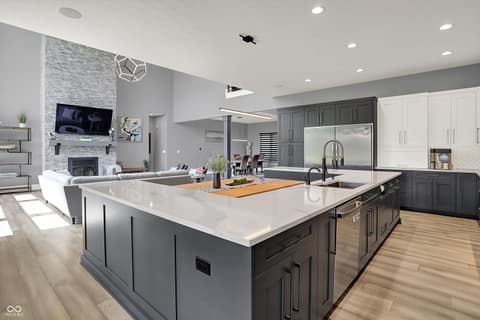 Photo of 3081 Golfview Drive, Greenwood, IN