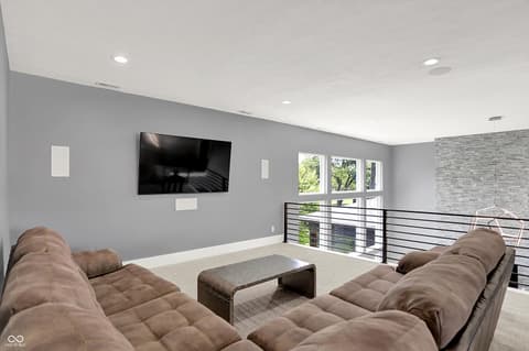Photo of 3081 Golfview Drive, Greenwood, IN