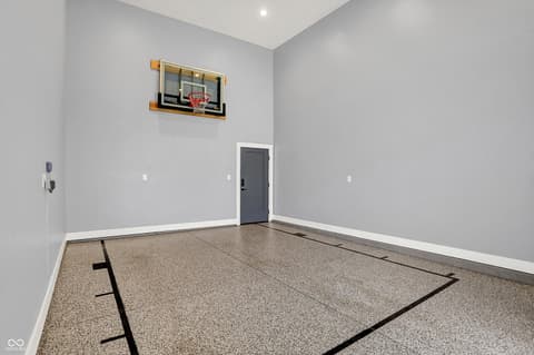 Photo of 3081 Golfview Drive, Greenwood, IN