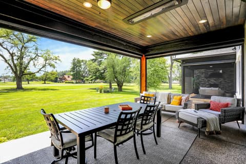 Photo of 3081 Golfview Drive, Greenwood, IN