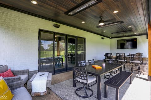 Photo of 3081 Golfview Drive, Greenwood, IN