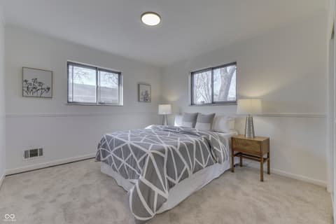 Photo of 640 W Stop 11 Road, Indianapolis, IN