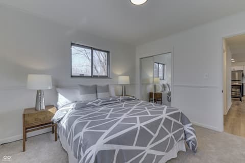 Photo of 640 W Stop 11 Road, Indianapolis, IN