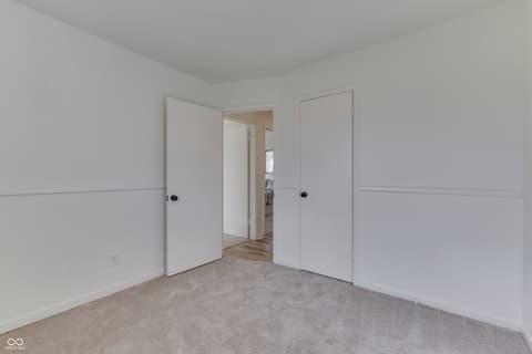 Photo of 640 W Stop 11 Road, Indianapolis, IN