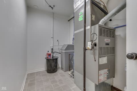 Photo of 640 W Stop 11 Road, Indianapolis, IN