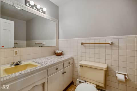Photo of 2215 Albany Street, Beech Grove, IN
