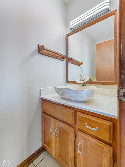 Photo of 4608 Stansbury Lane, Indianapolis, IN