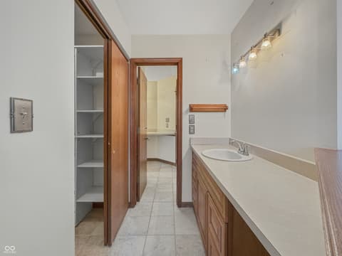Photo of 4608 Stansbury Lane, Indianapolis, IN