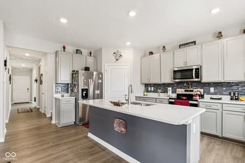 Photo of 1944 Fairmount Drive, Greenfield, IN