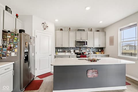 Photo of 1944 Fairmount Drive, Greenfield, IN