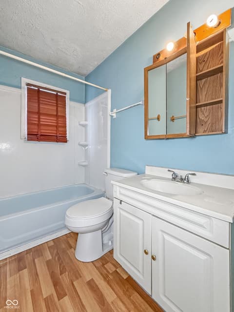 Photo of 1929 N Linwood Avenue, Indianapolis, IN