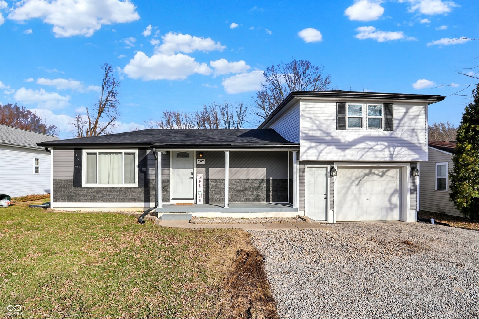 Photo of 5572 N Clover Elm Drive, Fairland, IN