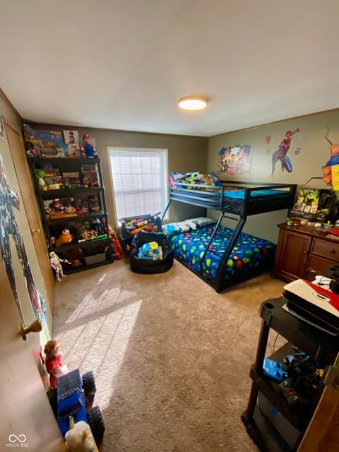 Photo of 786 E Bonebrake Road, Veedersburg, IN