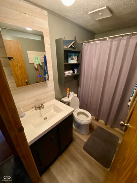 Photo of 786 E Bonebrake Road, Veedersburg, IN