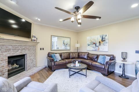 Photo of 4401 Brittany Drive, Zionsville, IN