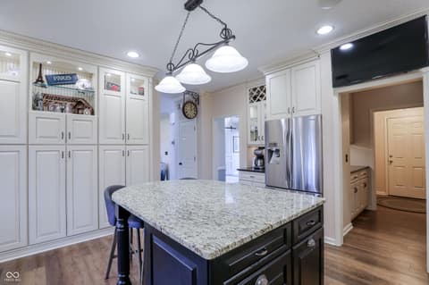 Photo of 4401 Brittany Drive, Zionsville, IN