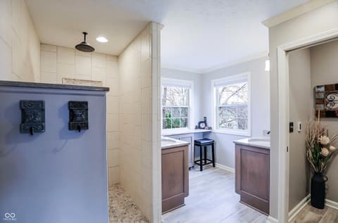 Photo of 4401 Brittany Drive, Zionsville, IN