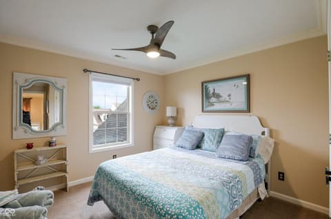 Photo of 4401 Brittany Drive, Zionsville, IN