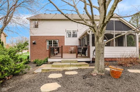 Photo of 4401 Brittany Drive, Zionsville, IN