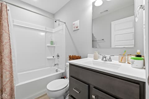 Photo of 6435 Nicoson Way, Indianapolis, IN