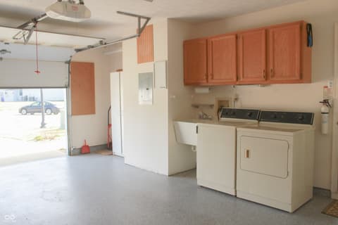 Laundry room at 6376 Village Oak Court, Indianapolis, IN