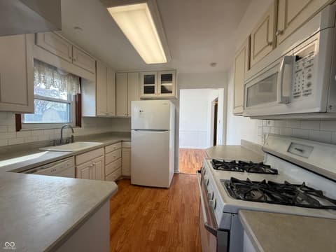 Kitchen at 8101 Hi Vu Drive, Indianapolis, IN