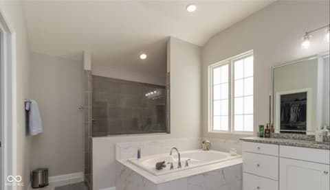 Photo of 5146 Oak Ridge Trail, Columbus, IN