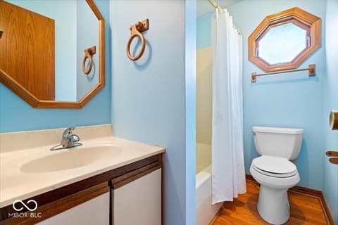 Bathroom at 881 Westridge North Drive, Noblesville, IN