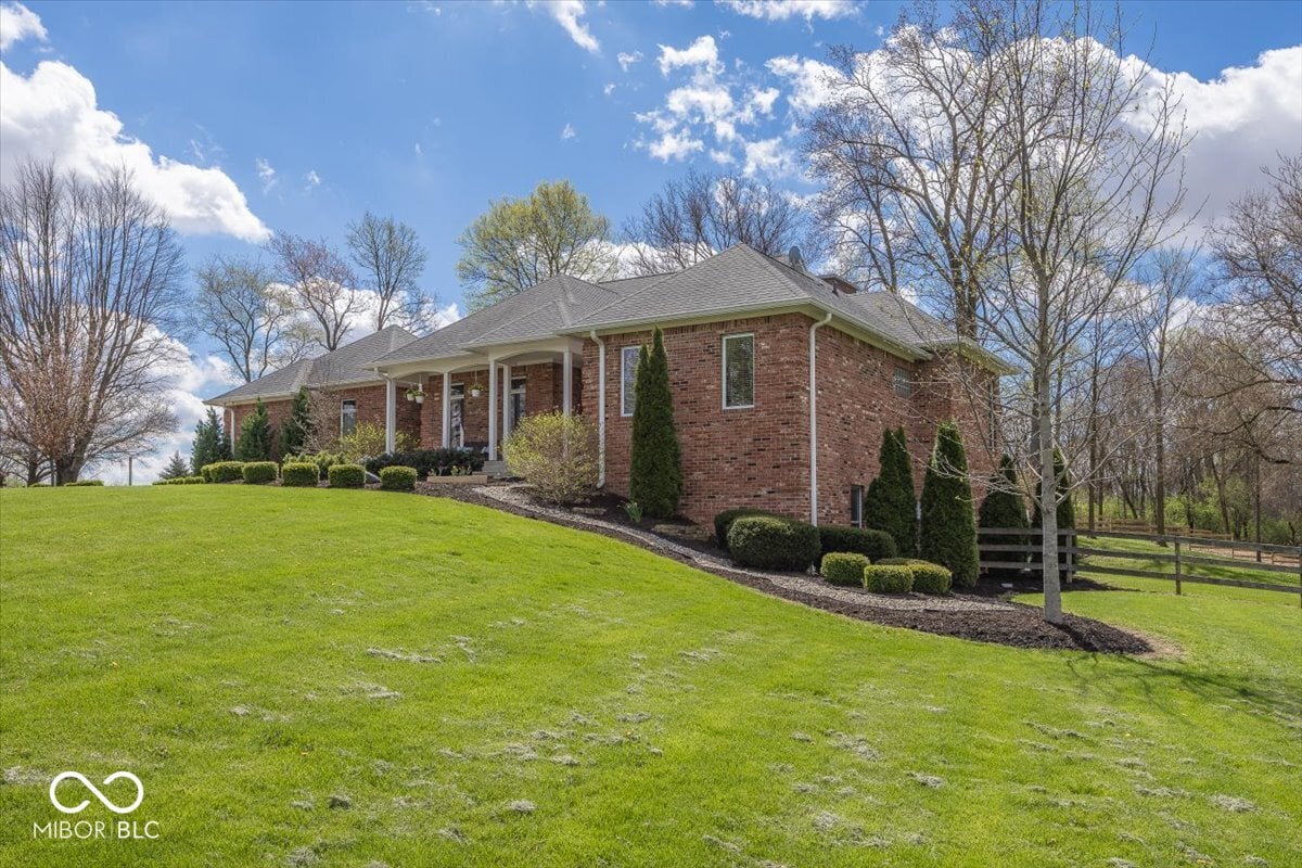 Photo of 2411 E State Road 38, Markleville, IN