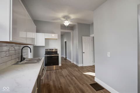 Photo of 513 S West Street, Shelbyville, IN