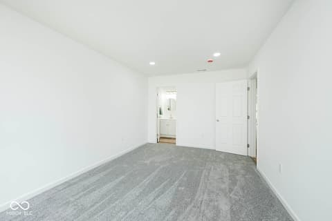 Photo of 562 N Tremont Street, Indianapolis, IN