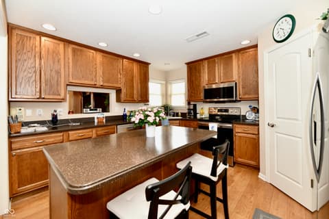 Photo of 5514 Coventry Park Way, Indianapolis, IN