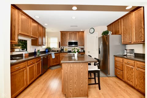 Photo of 5514 Coventry Park Way, Indianapolis, IN