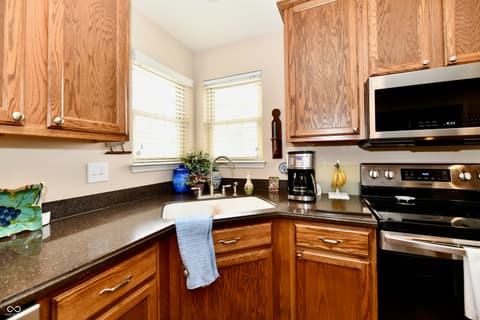 Photo of 5514 Coventry Park Way, Indianapolis, IN