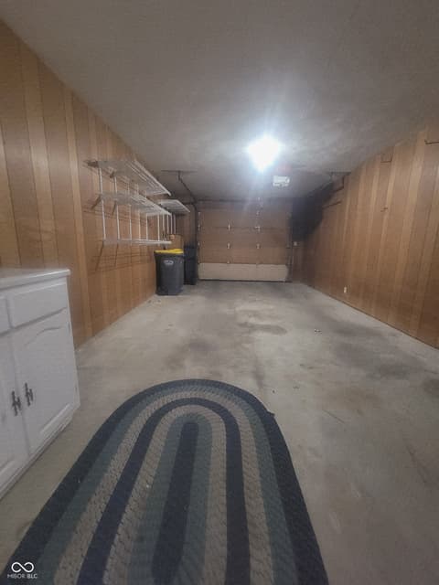 Garage at 2520 Pamela Court, Anderson, IN