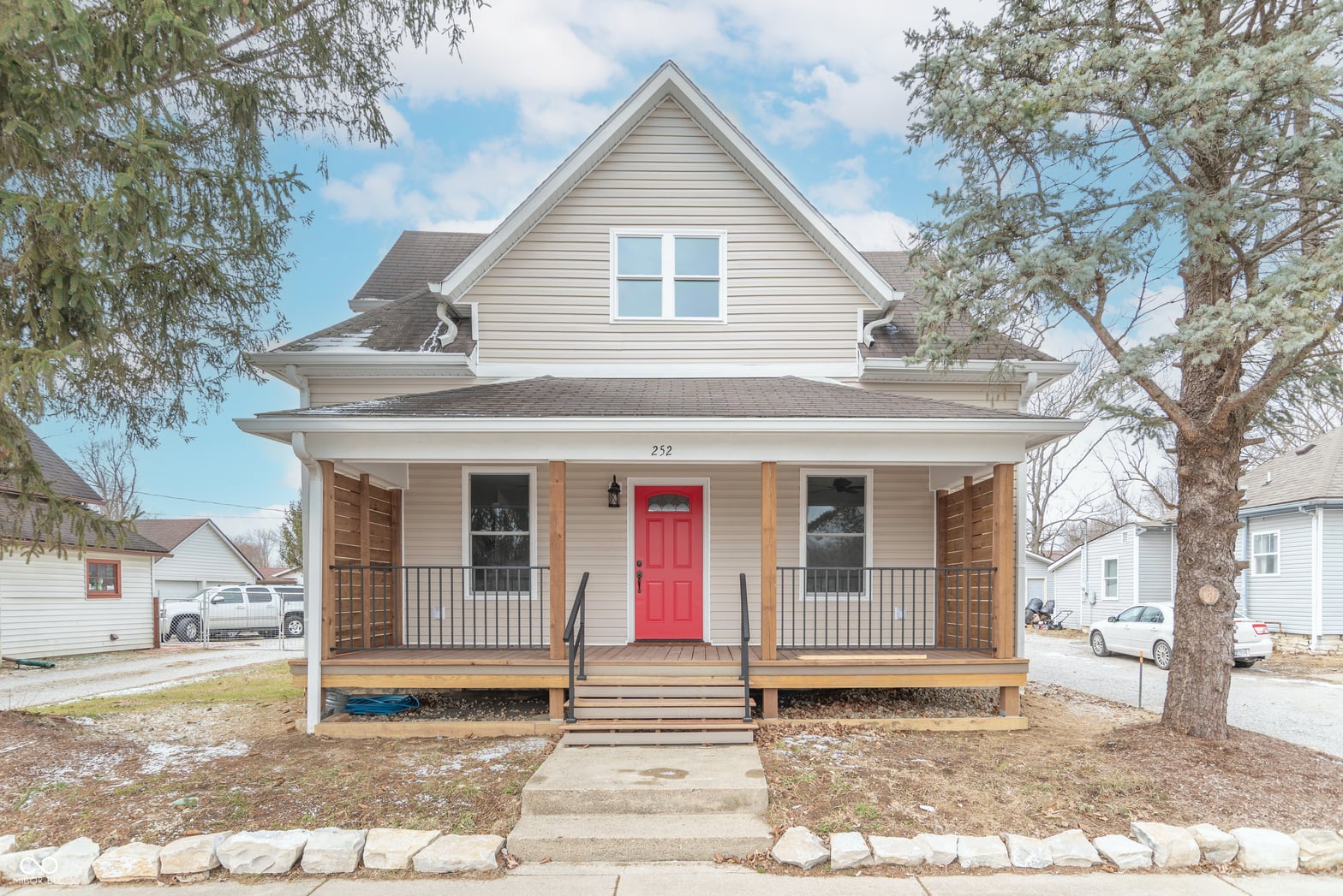 Front exterior at 252 S Main Street, Cloverdale, IN
