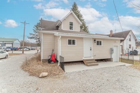 Front exterior at 252 S Main Street, Cloverdale, IN