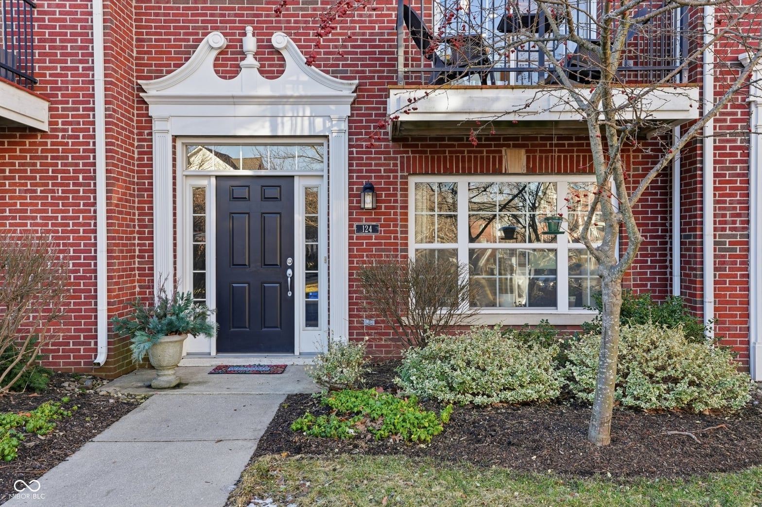 Foyer at 124 9th Street NW, Carmel, IN