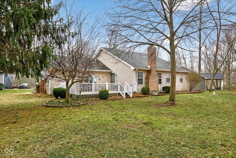 Front exterior at 459 Jefferson Valley, Coatesville, IN