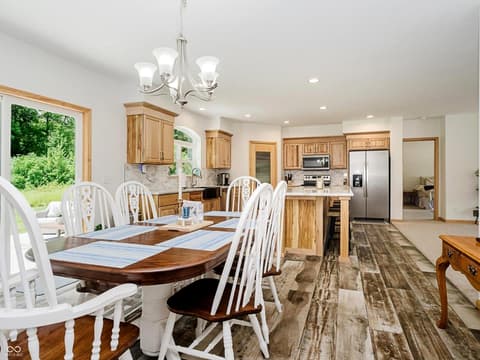 Dining room at 9330 S State Road 243, Cloverdale, IN